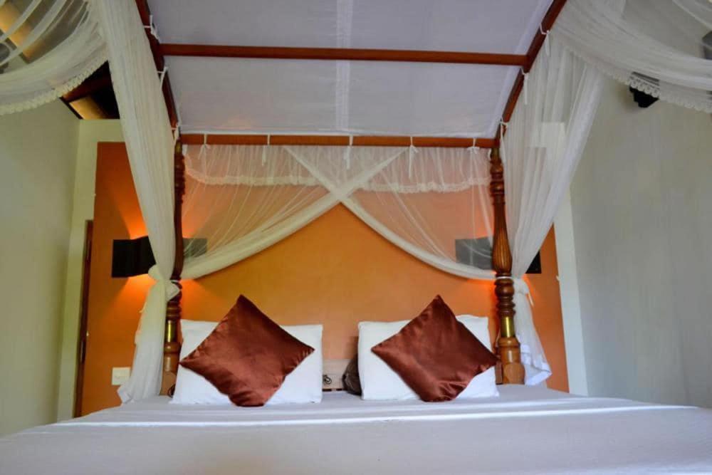 Landa Holiday House Belihuloya Esterno foto