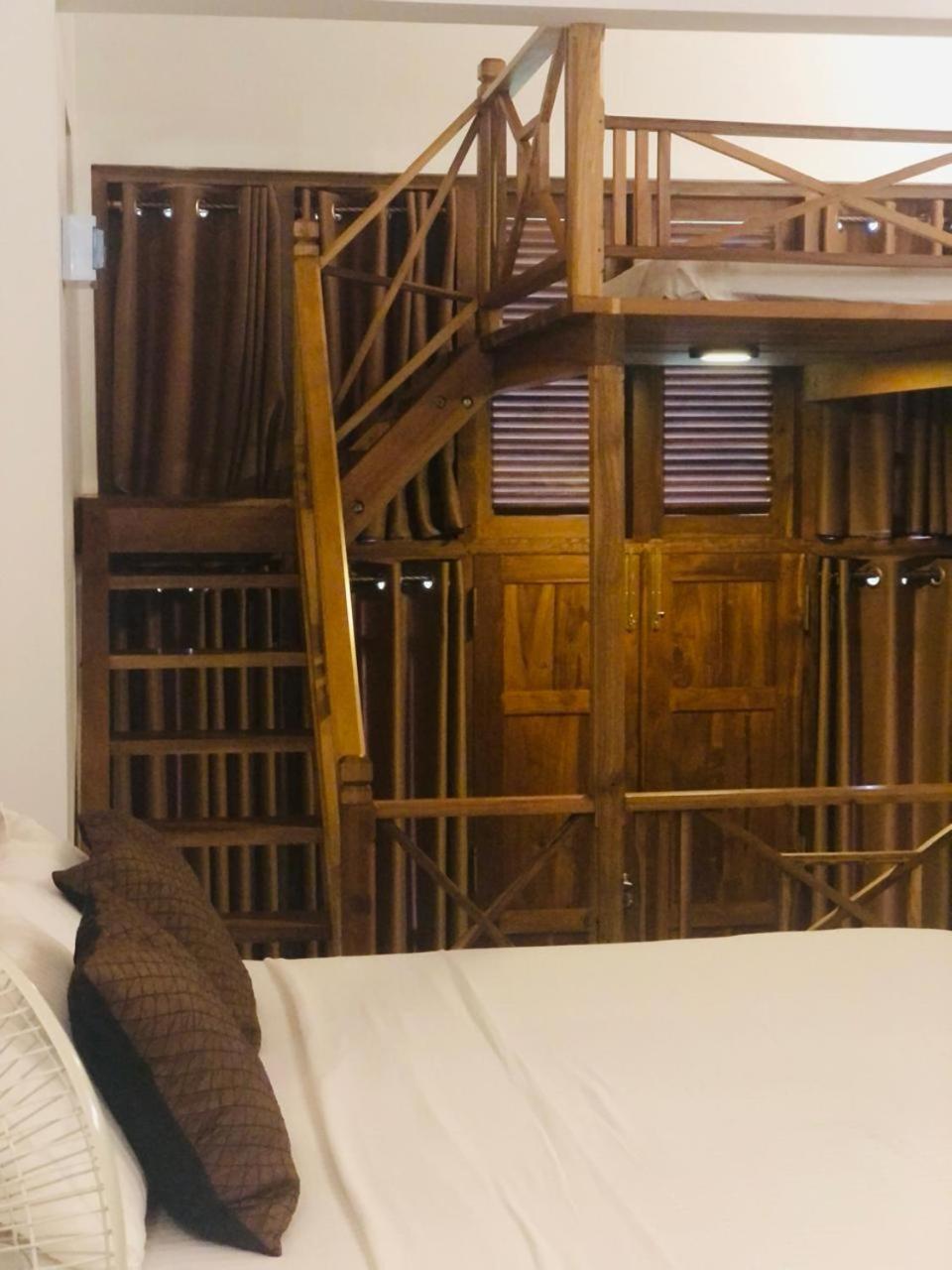 Landa Holiday House Belihuloya Esterno foto