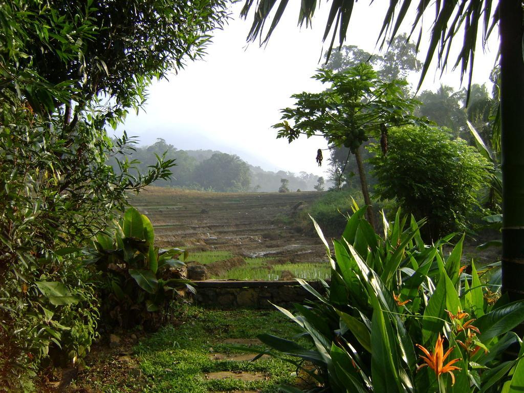 Landa Holiday House Belihuloya Esterno foto